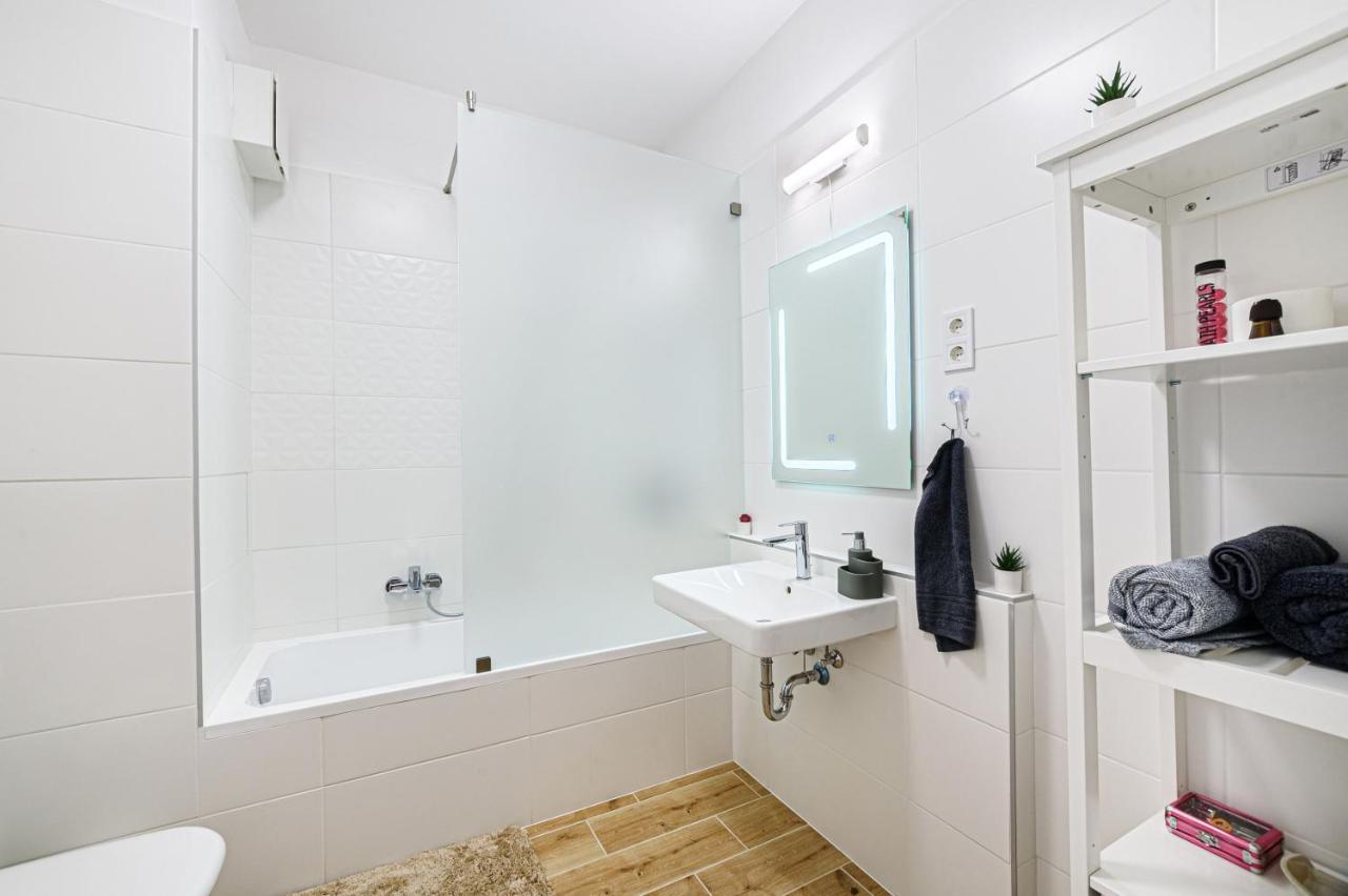 Westside Inn Budapest Bagian luar foto